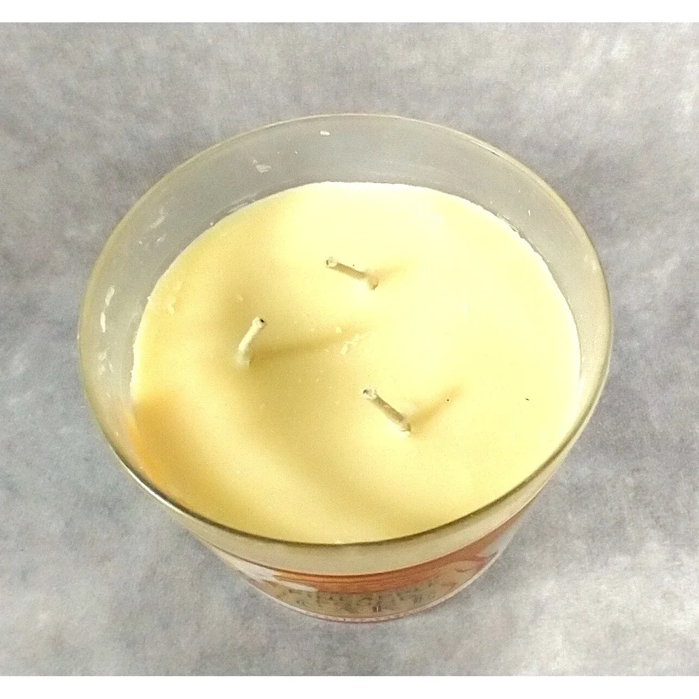 BATH BODY WORKS PINEAPPLE POUND CAKE 3-WICK FILLED SCENTED LARGE 14.5 OZ CANDLE
